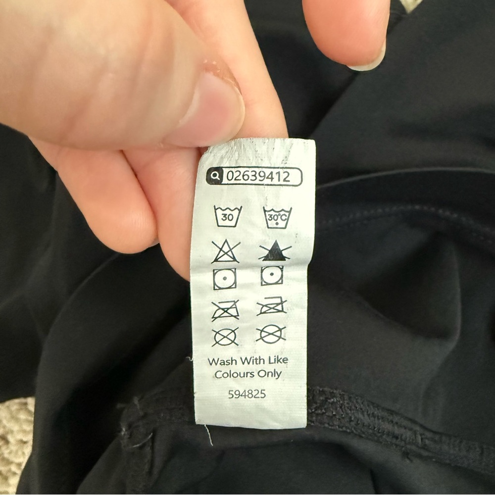 Halara UltraSculpt High Waisted Scrunch Butt Lifting Tummy Control Black Size XL - Picture 6 of 8